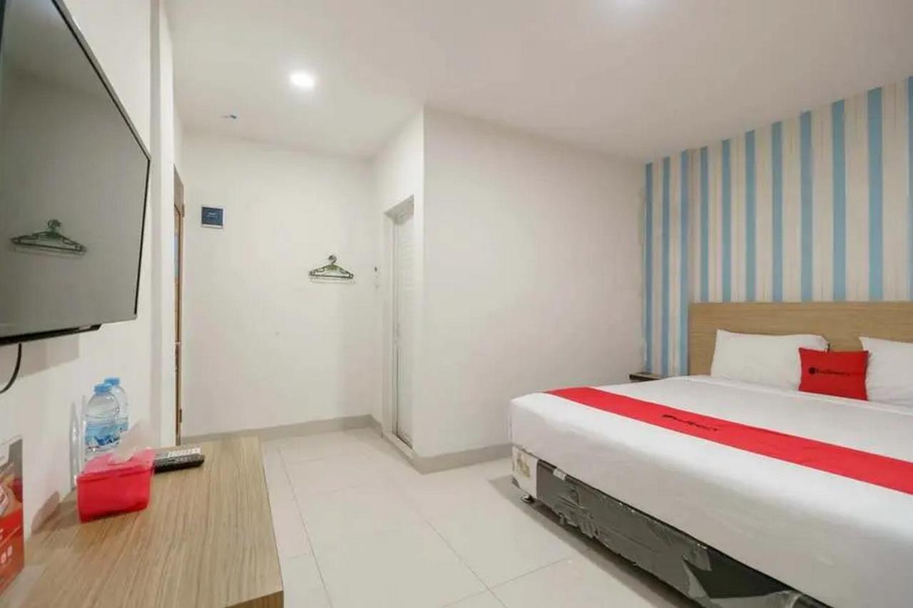 เรดดอร์ซ พลัส แอต เซมารา อัสรี เมดัน Hotel เมดาน ภายนอก รูปภาพ