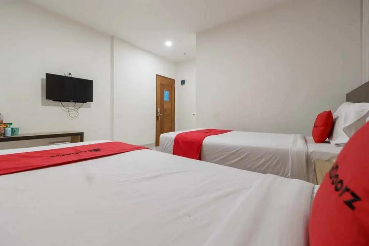 เรดดอร์ซ พลัส แอต เซมารา อัสรี เมดัน Hotel เมดาน ภายนอก รูปภาพ