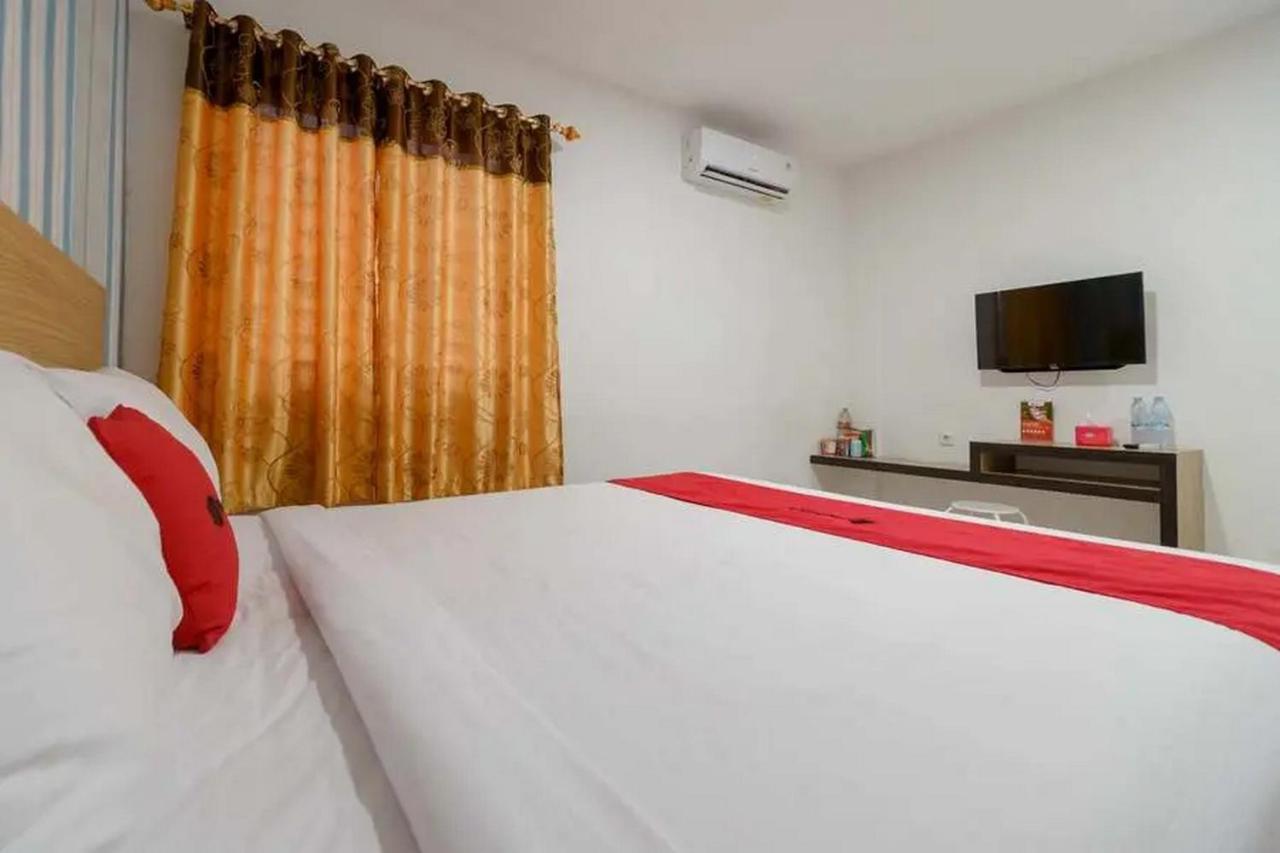 เรดดอร์ซ พลัส แอต เซมารา อัสรี เมดัน Hotel เมดาน ภายนอก รูปภาพ