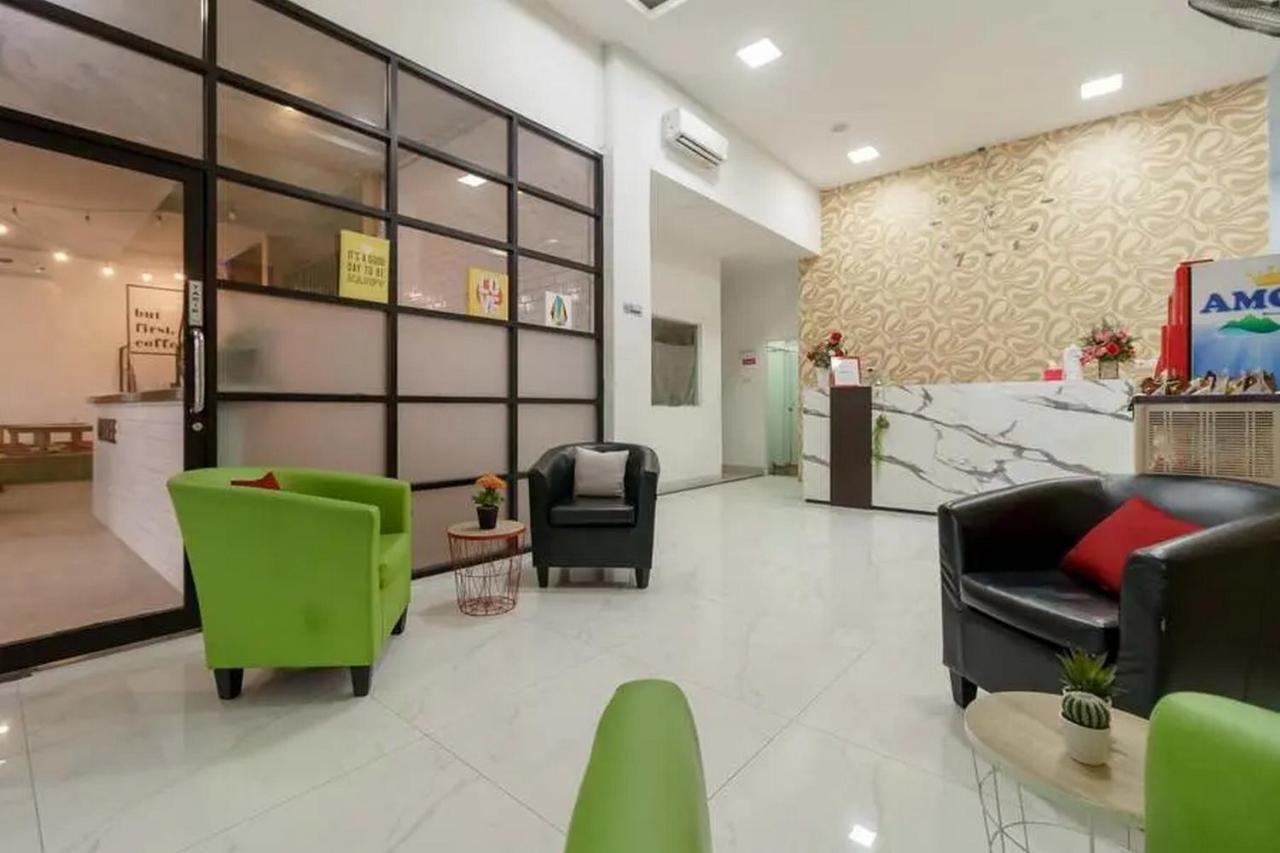 เรดดอร์ซ พลัส แอต เซมารา อัสรี เมดัน Hotel เมดาน ภายนอก รูปภาพ